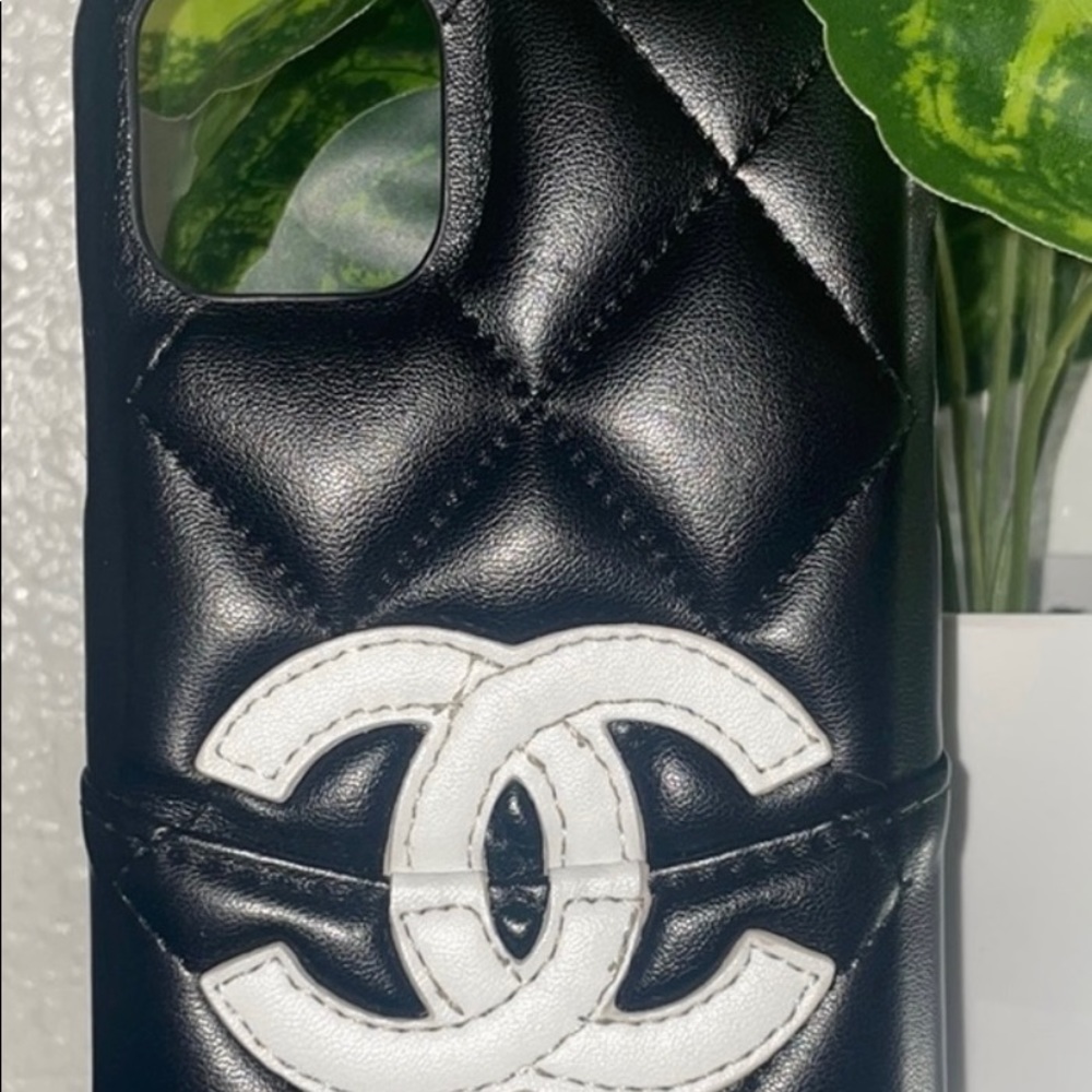 CHANEL  I phone 11 pro Max case
